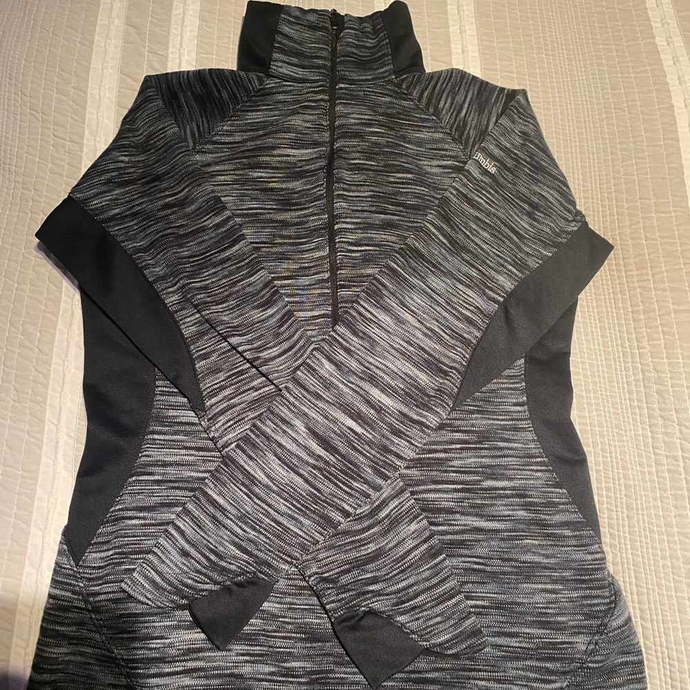 Women’s Medium Columbia Long sleeve top